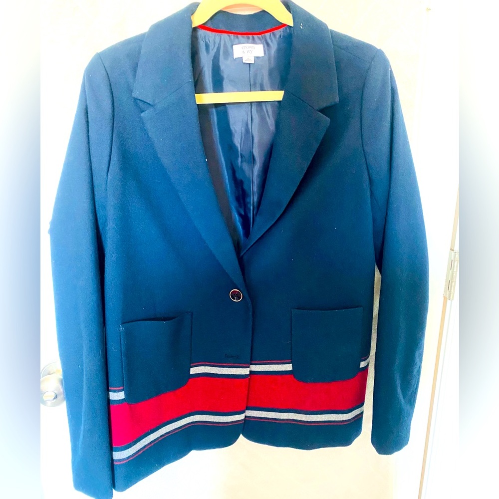 Crown&Ivy Woolen Blazer Super smarty look